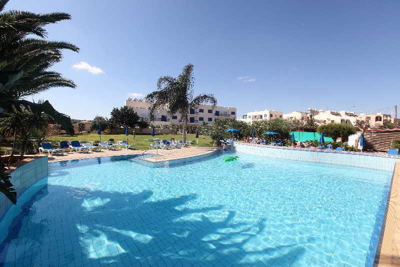 פרוטאראס Captain Karas Holidays Apartments מראה חיצוני תמונה